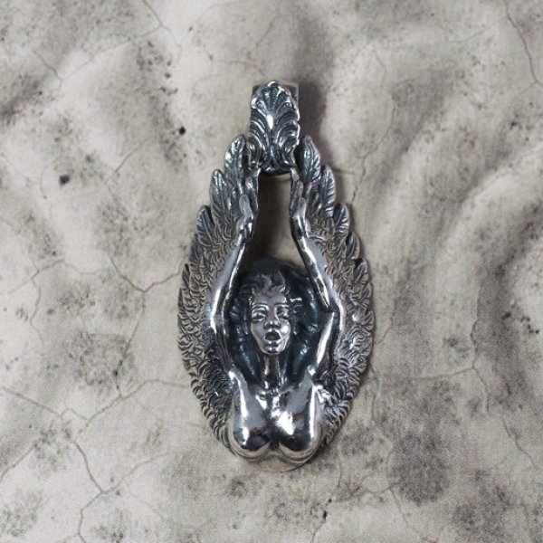 海の魔物セイレーンのシルバーネックレス｜Guardia/ガルディア