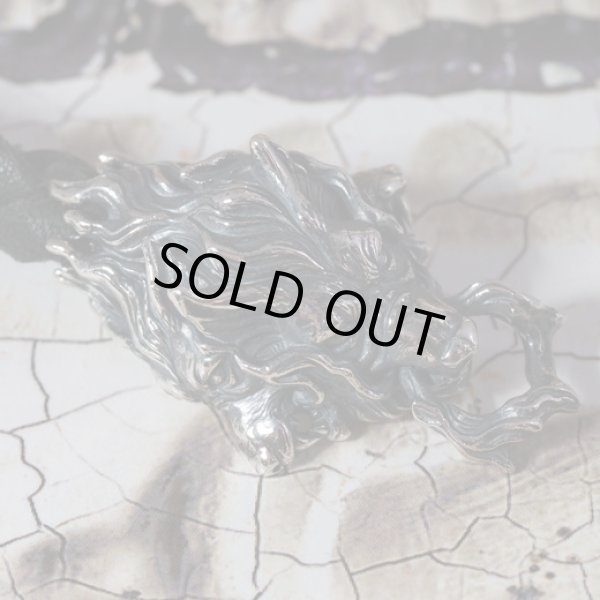 ケルベロスのレザーブレスレット｜Guardia/ガルディア