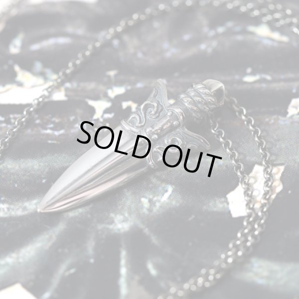 鏃（やじり）のシルバーペンダント「アローヘッド」｜Guardia/ガルディア