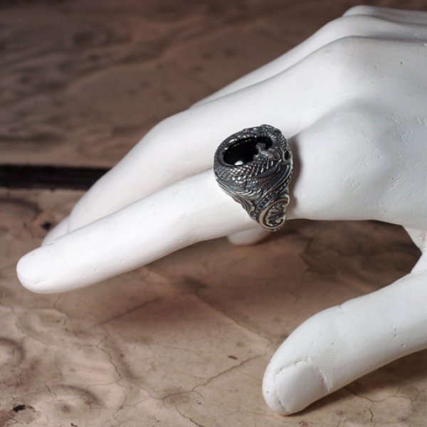 ウロボロスのシルバーリング。無限、永遠の象徴｜Guardia/ガルディア