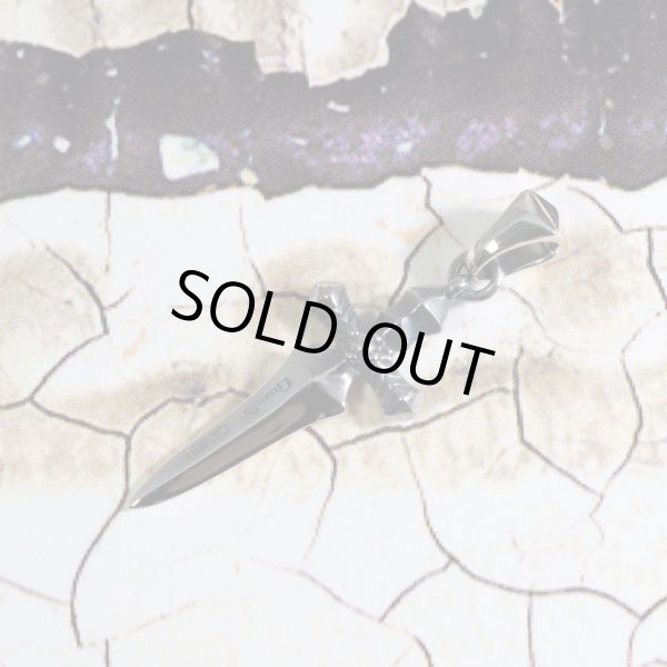 シンプルなダガーペンダント｜Guardia/ガルディア