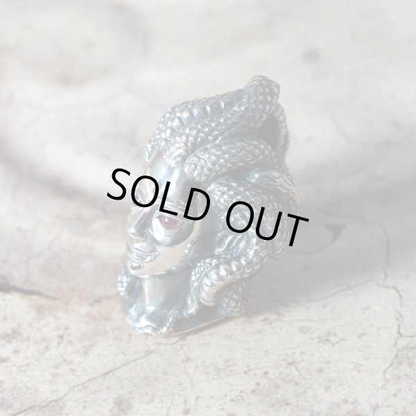 メデューサのシルバーペンダント｜Guardia/ガルディア