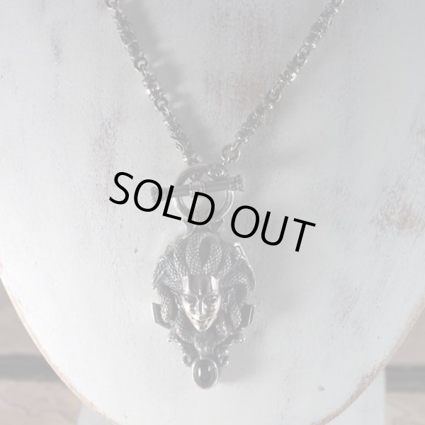 メデューサのシルバーネックレス｜Guardia/ガルディア