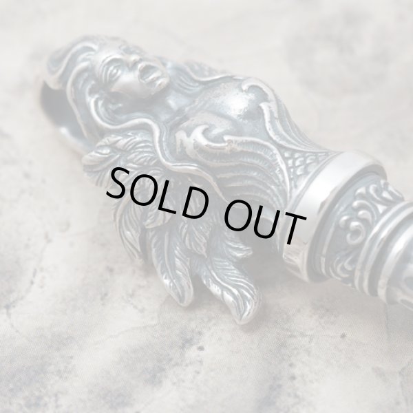 セイレーンのシルバーペンダント。美しい歌声で船乗りを惑わせる魔物｜Guardia/ガルディア