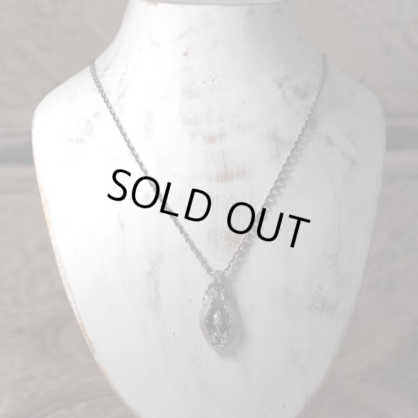 海の魔物セイレーンのシルバーネックレス｜Guardia/ガルディア