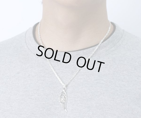 【ペアネックレス セット】フェザーネックレス（ブラック＆ホワイト）/AQUA SILVER（アクアシルバー）