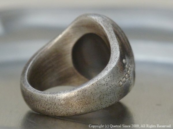 スモールマリアオーバルリング(シルバーver.)/Quetzal(ケツァール)