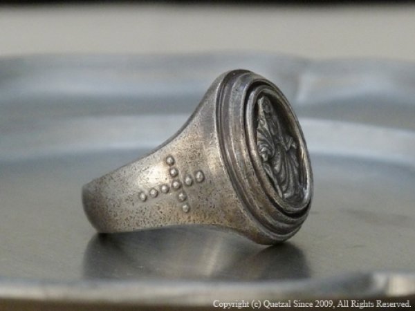 スモールマリアオーバルリング(シルバーver.)/Quetzal(ケツァール)