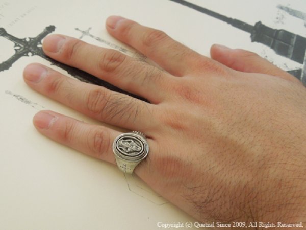 スモールマリアオーバルリング(シルバーver.)/Quetzal(ケツァール)