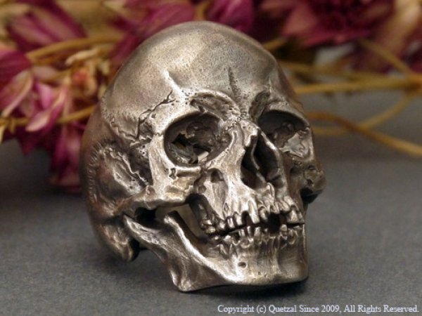 [スカルリング]ラージタナトスリングディケイド（シルバー）/Quetzal（ケツァール）