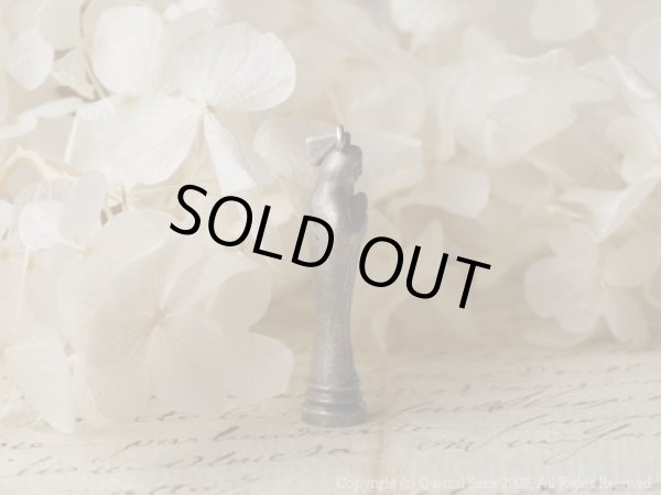 [マリア/祈り]プレイングペンダント（シルバー）/Quetzal（ケツァール）