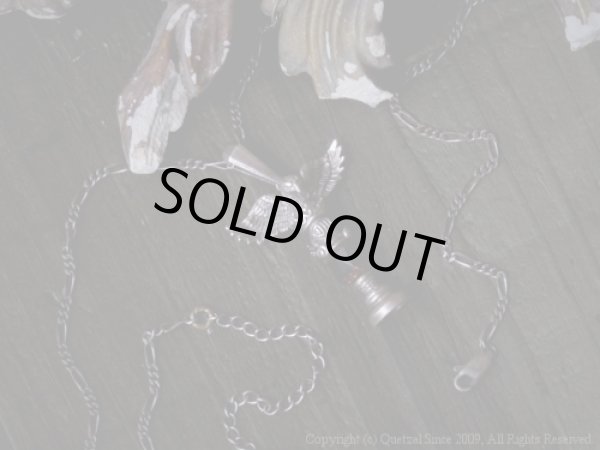 [トロフィー]グロリアペンダント2（シルバー）/Quetzal（ケツァール）