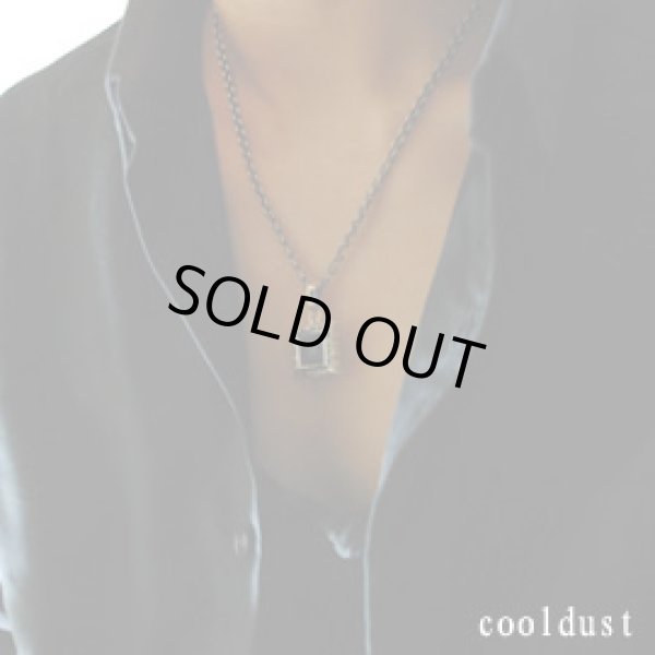 雪の結晶が彫刻されたオニキスプレート snowflake of sculpture / cooldust