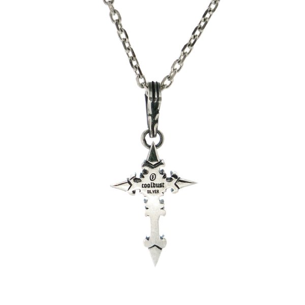 洗練されたデザインのクロスネックレス thistle cross / cooldust