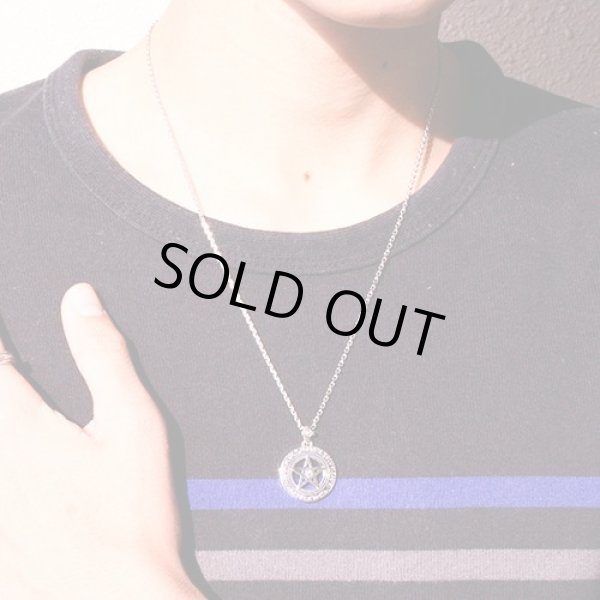 劇場版『遊戯王』ブラック・マジシャンペンダント ネックレス