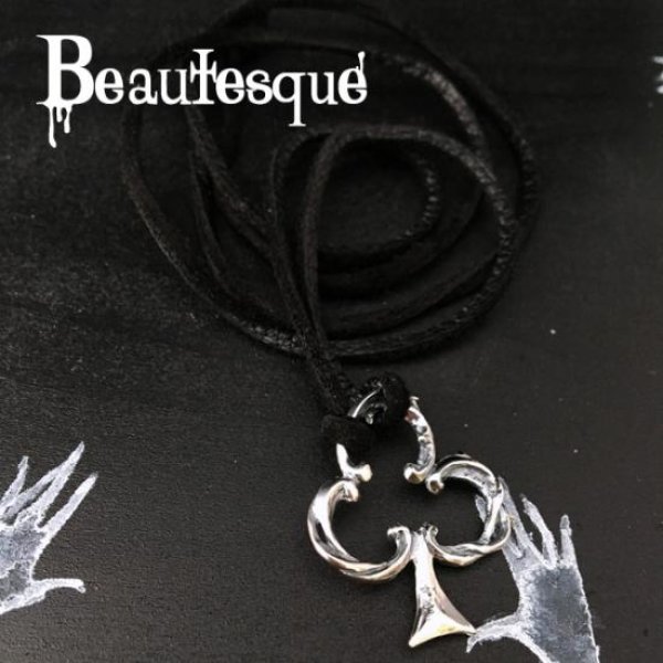 [クローバー レザーネックレス] Club｜Beautesque（ビュウテスク）