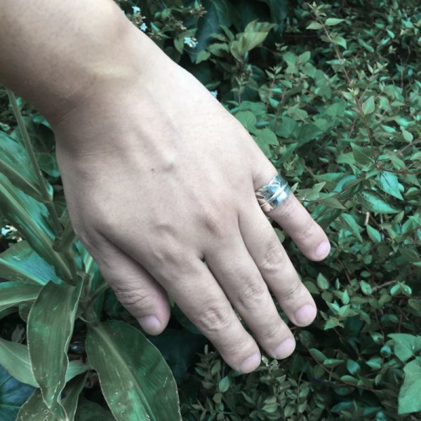 アークシルバーアクセサリーズ/シルエットフェザーリング(スモール)