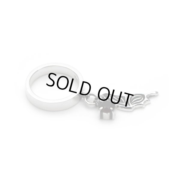 片羽と宝石 蝶のチャームリング｜FUNKOUTS-ageha【ファンクアウツ-アゲハ】