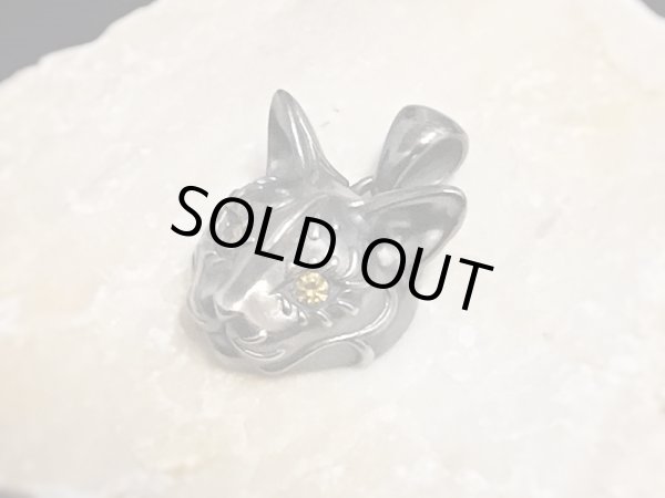 【ネコ 猫ネックレス】Cait Sith has Yellow CZ Eyes｜gush（ガッシュ）