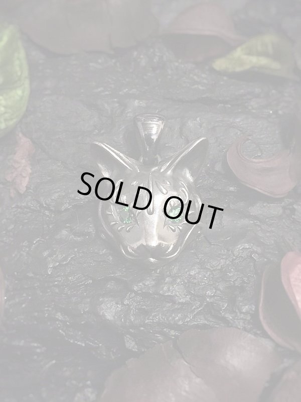 【ネコ 猫ネックレス】Cait Sith has Green CZ Eyes｜gush（ガッシュ）