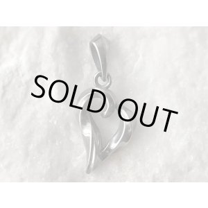 画像: ガッシュ/【ハート シルバーネックレス】Twisted Heart｜gush