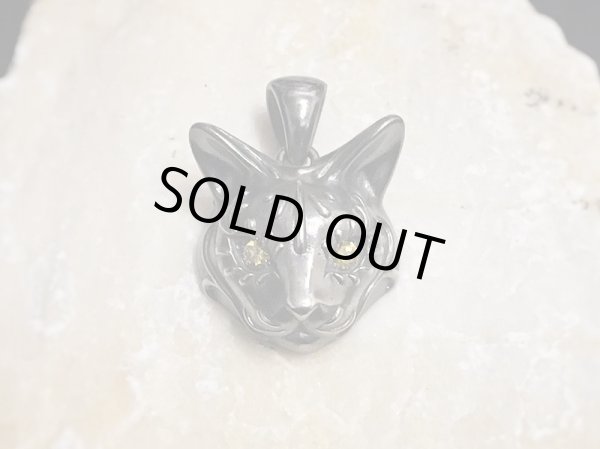 【ネコ 猫ネックレス】Cait Sith has Yellow CZ Eyes｜gush（ガッシュ）