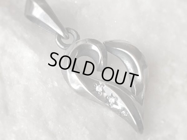 【ハート ネックレス】Twisted Heart（Stone Setting Style / CZ）｜gush（ガッシュ）