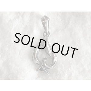 画像: ガッシュ/【スペード シルバーネックレス】Twisted Spade（Stone Setting Style / CZ）｜gush