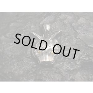 画像: ガッシュ/【ネコ 猫 シルバーネックレス】Cait Sith has Yellow CZ Eyes｜gush