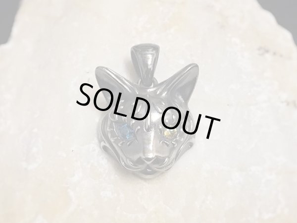 【ネコ 猫ネックレス】Cait Sith has Odd Eyes｜gush（ガッシュ）