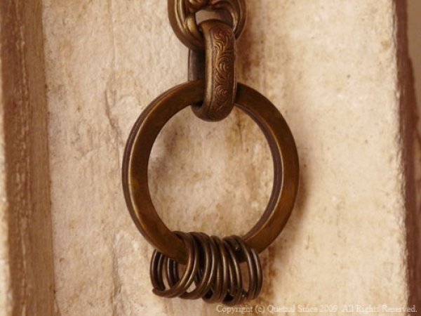 ブラーゼンキーフック(ブラス)/Quetzal(ケツァール)