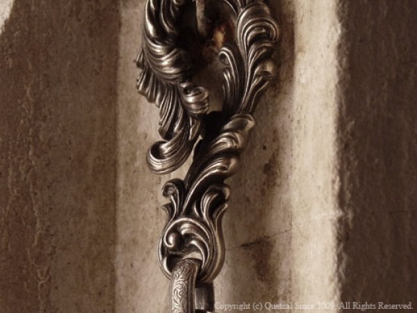 ブラーゼンキーフック(シルバー)/Quetzal(ケツァール)