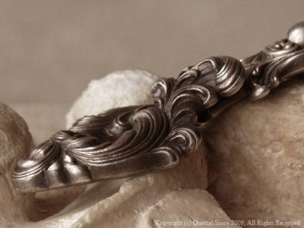 ブラーゼンキーフック(シルバー)/Quetzal(ケツァール)