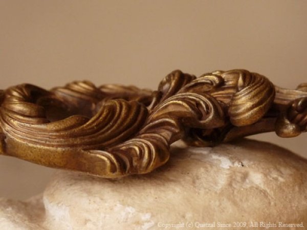 ブラーゼンキーフック(ブラス)/Quetzal(ケツァール)