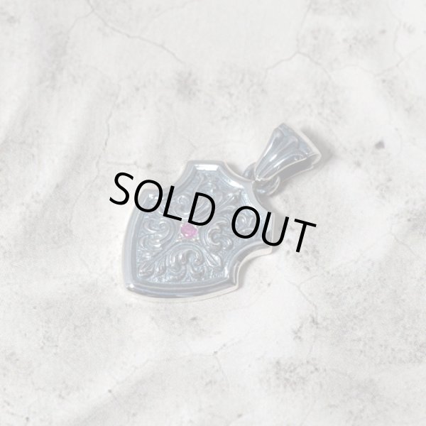 [クロスエンブレム ネックレス] Crossed Acanthus（クロストアカンサス）｜Guardia/ガルディア