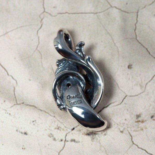 [フェザーネックレス] Musa（ムーサ）｜Guardia/ガルディア