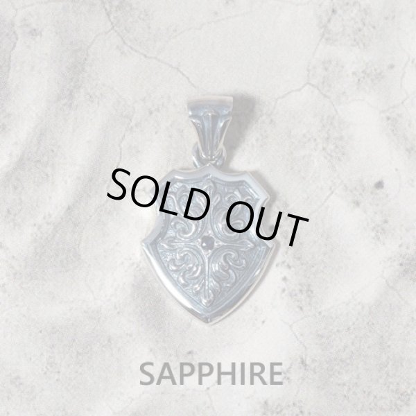 [クロスエンブレム ネックレス] Crossed Acanthus（クロストアカンサス）｜Guardia/ガルディア