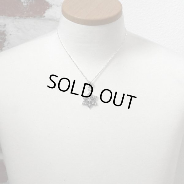 [雪の結晶 シルバーネックレス] snow crystal pendant / cooldust