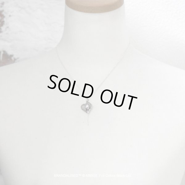 [ブランダライズド 公式コラボアクセサリー] Banksy ”Bandaged Heart” Pendant/バンクシー バンデージドハートペンダント 【cooldust×BRANDALISED™ 】