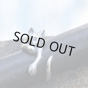 画像: ガッシュ/【ネコ シルバーリング】指に絡みつく猫リング｜gush