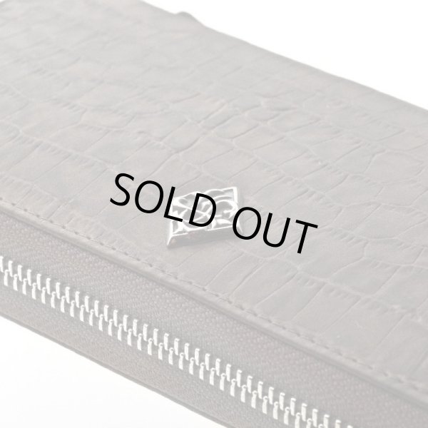 エンボスグレー クロコスタイル ジップウォレット/Artemis Classic/アルテミスクラシック