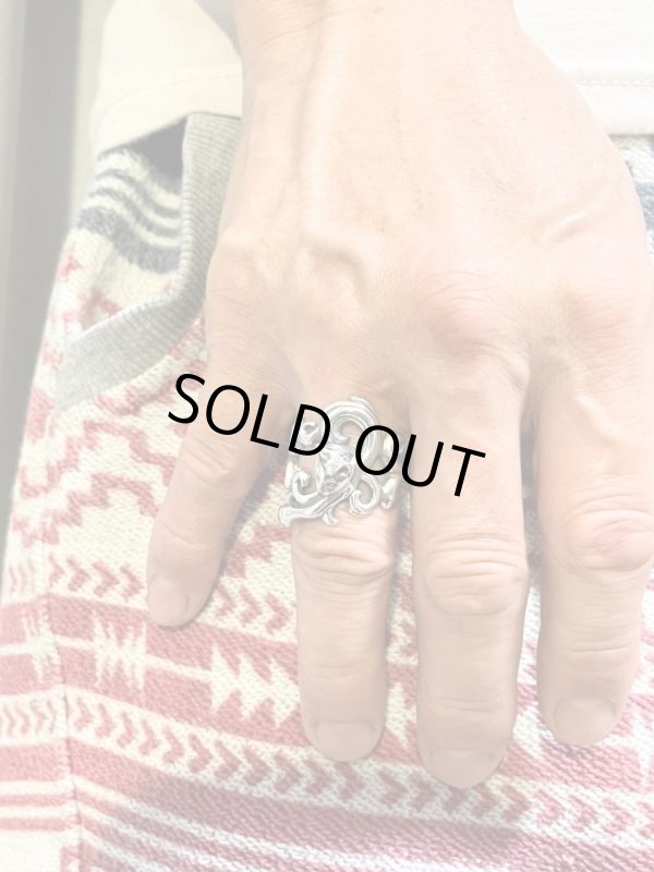 ガッシュ/【ネコ シルバーリング】唐草と猫のリング｜gush