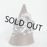 画像: ガッシュ/【ネコ シルバーリング】唐草と猫のリング 石入りver. タイプ3｜gush