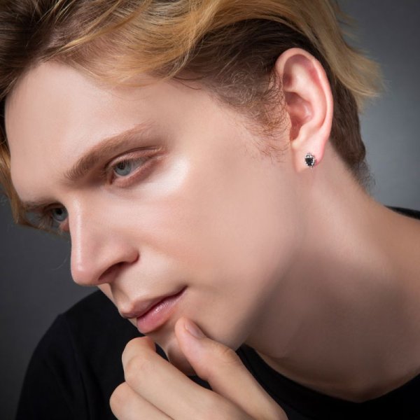 ブラックナイトピアス|Artemis Classic/アルテミスクラシック