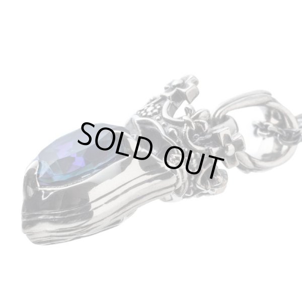 クラウンシールドペンダント ミスティッククォーツ（ブルー）/アルテミスキングス/Artemis Kings